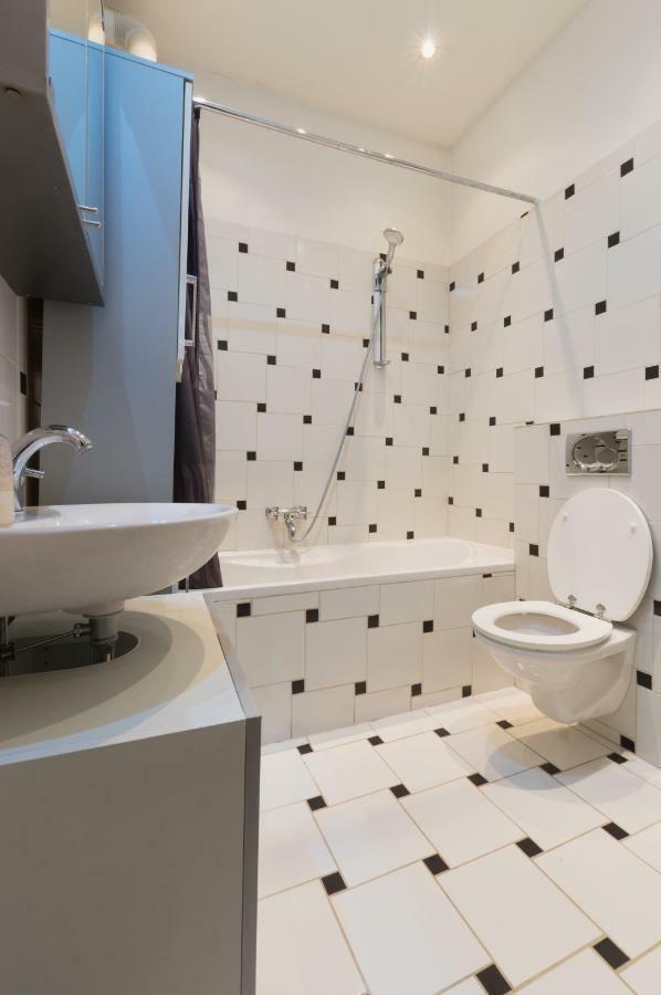 וינה Spacious Apartment In Center With Terrace מראה חיצוני תמונה